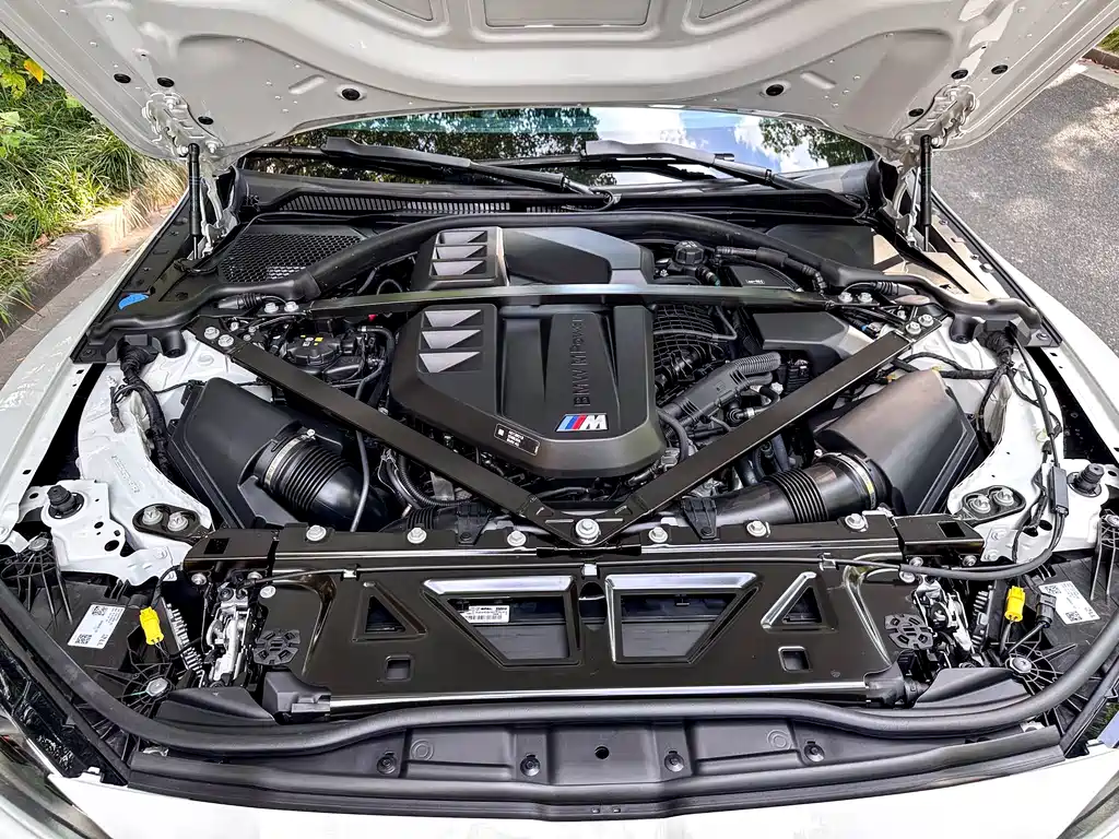 BMW M4 2026 — фото 16