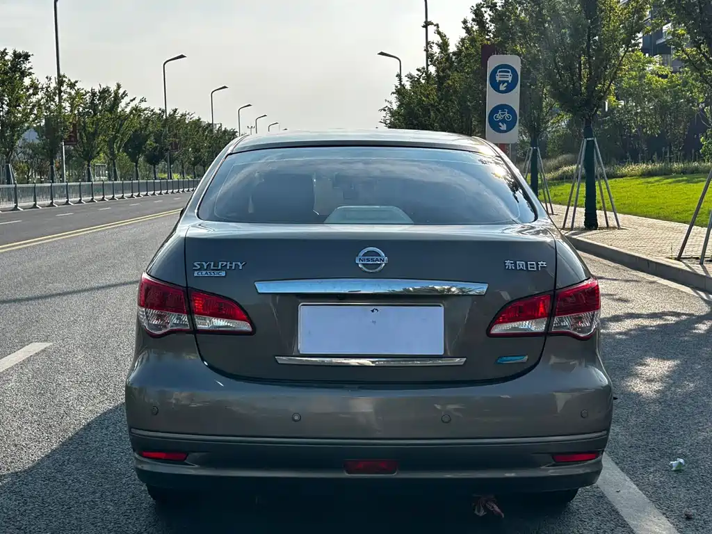 Nissan Sylphy 2016 — фото 12
