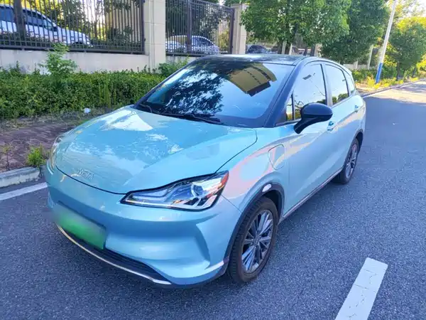 Neta V 2023