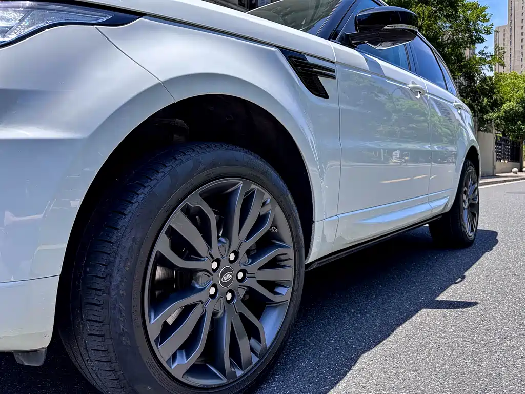 Land Rover Sport 2017 — фото 16