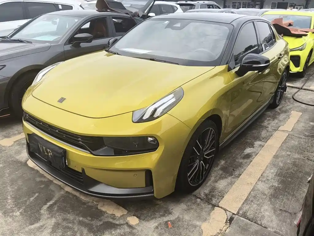 Lynk & Co 03 2021