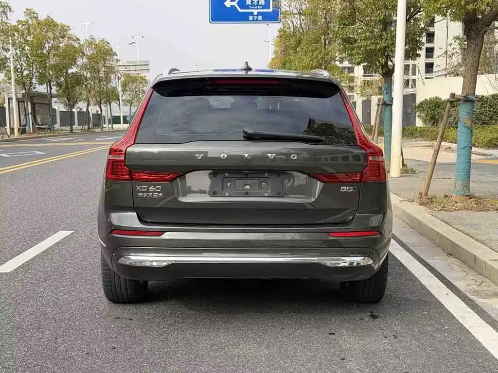 Volvo XC60 2022