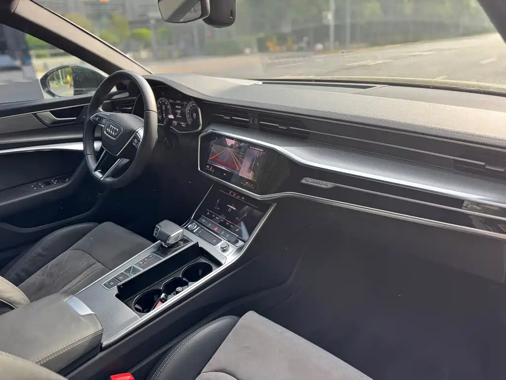 Audi A6L 2020 — фото 10