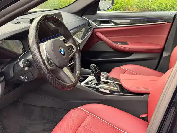 BMW 5 Series 2022