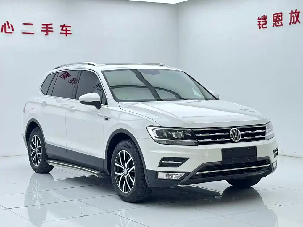 Volkswagen Tiguan L 2018 — фото 3
