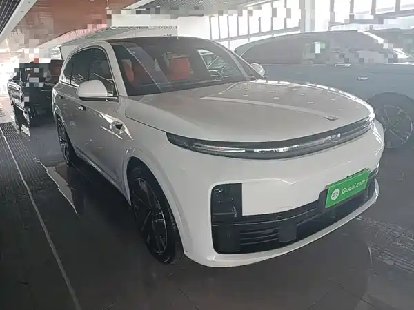 Li Auto L7 2025