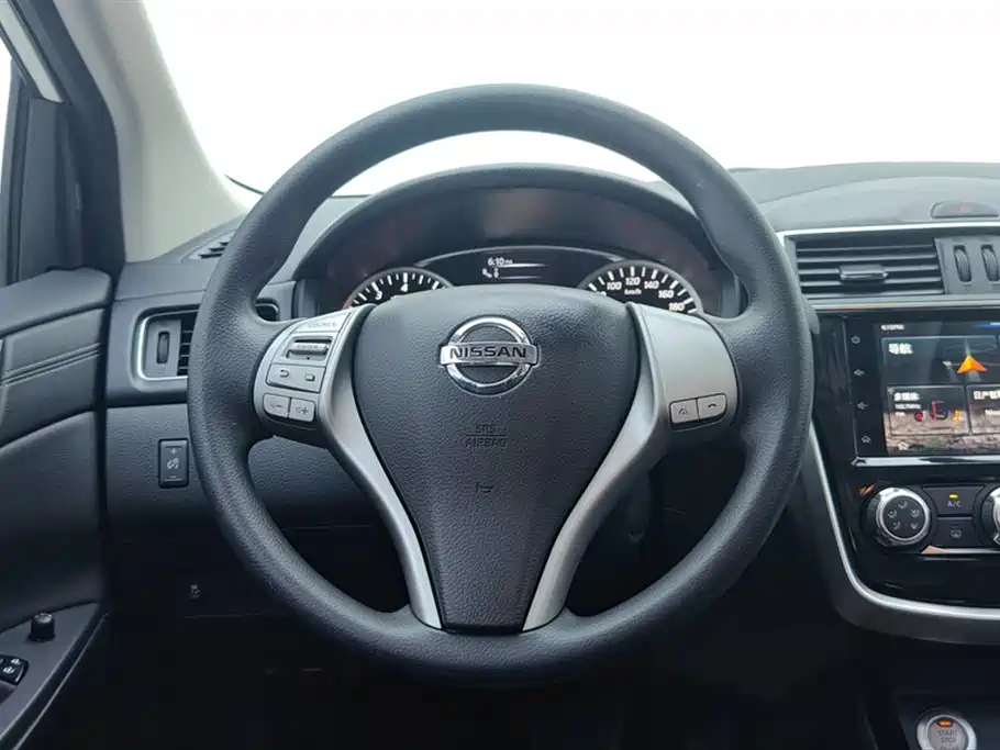 Nissan Tiida 2019 — фото 15