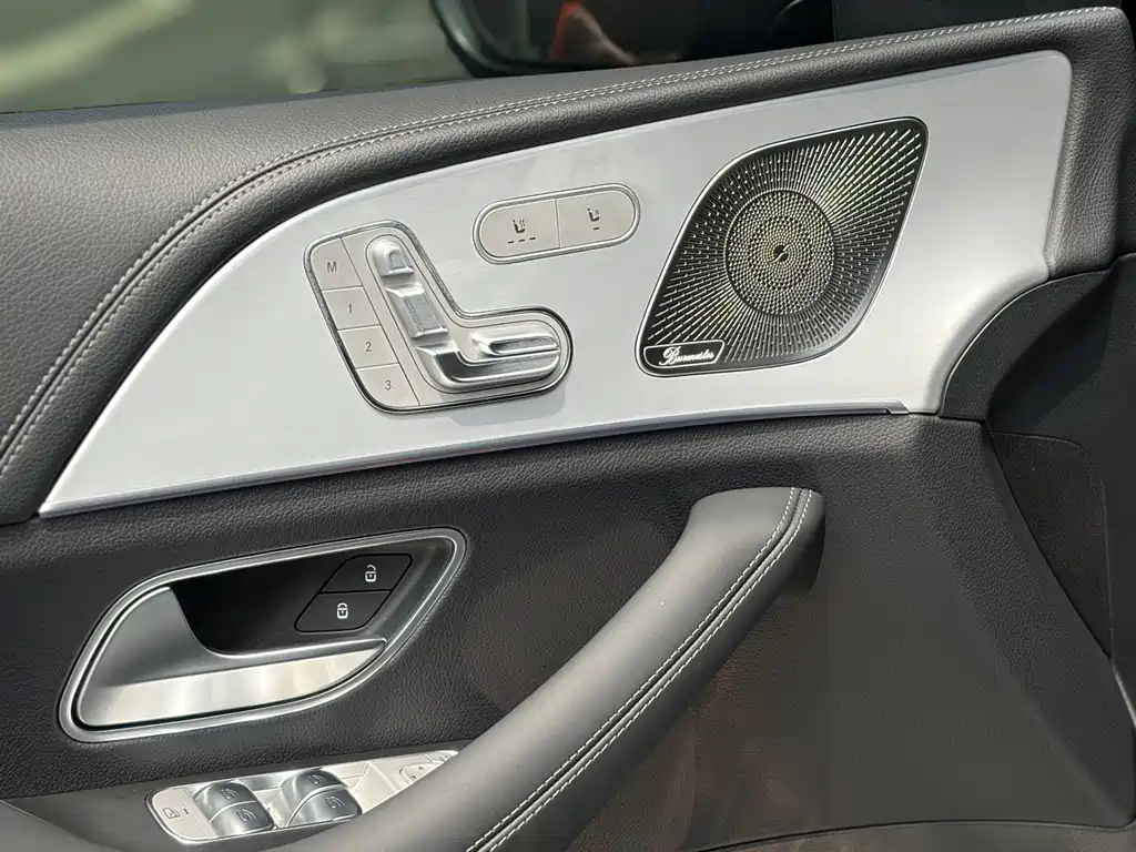 Mercedes-Benz GLE AMG 2024 — фото 6