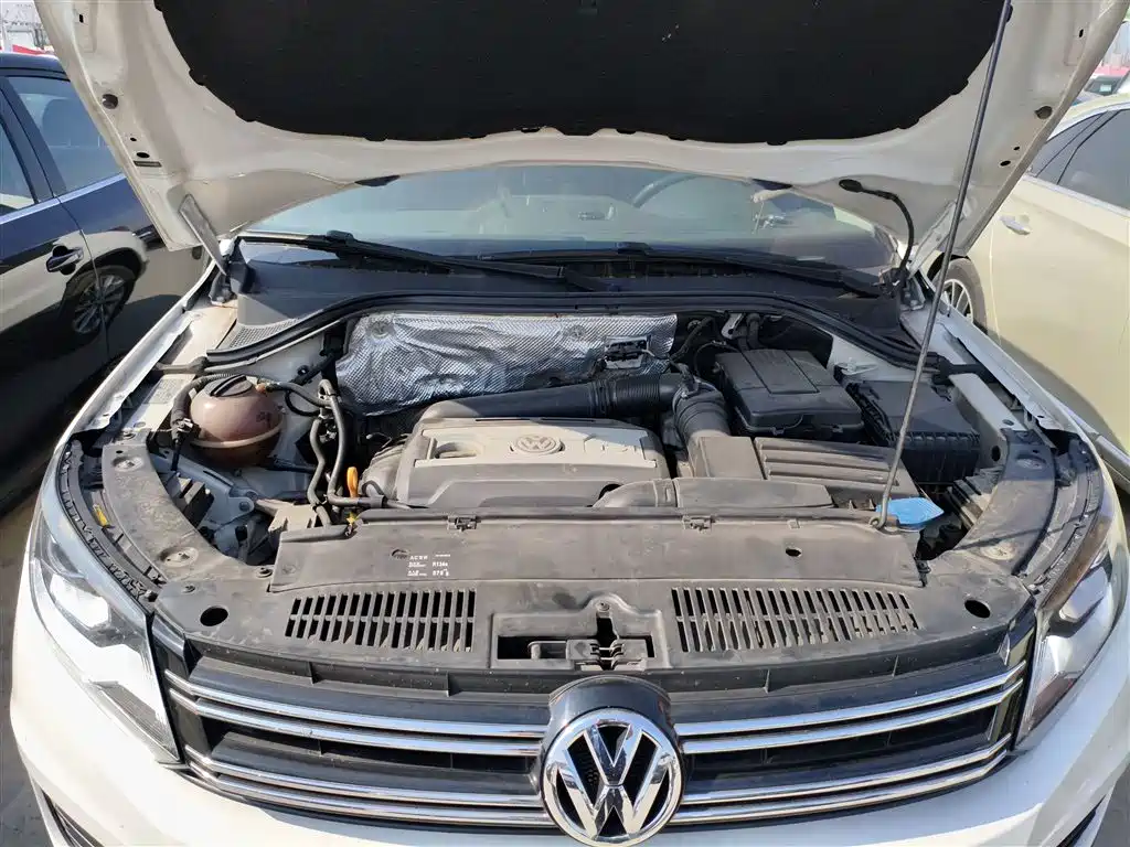 Volkswagen Tiguan 2018 — фото 16