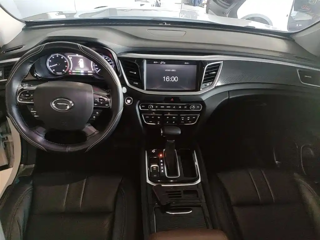 GAC Motor Trumpchi GS7 2018 — фото 10