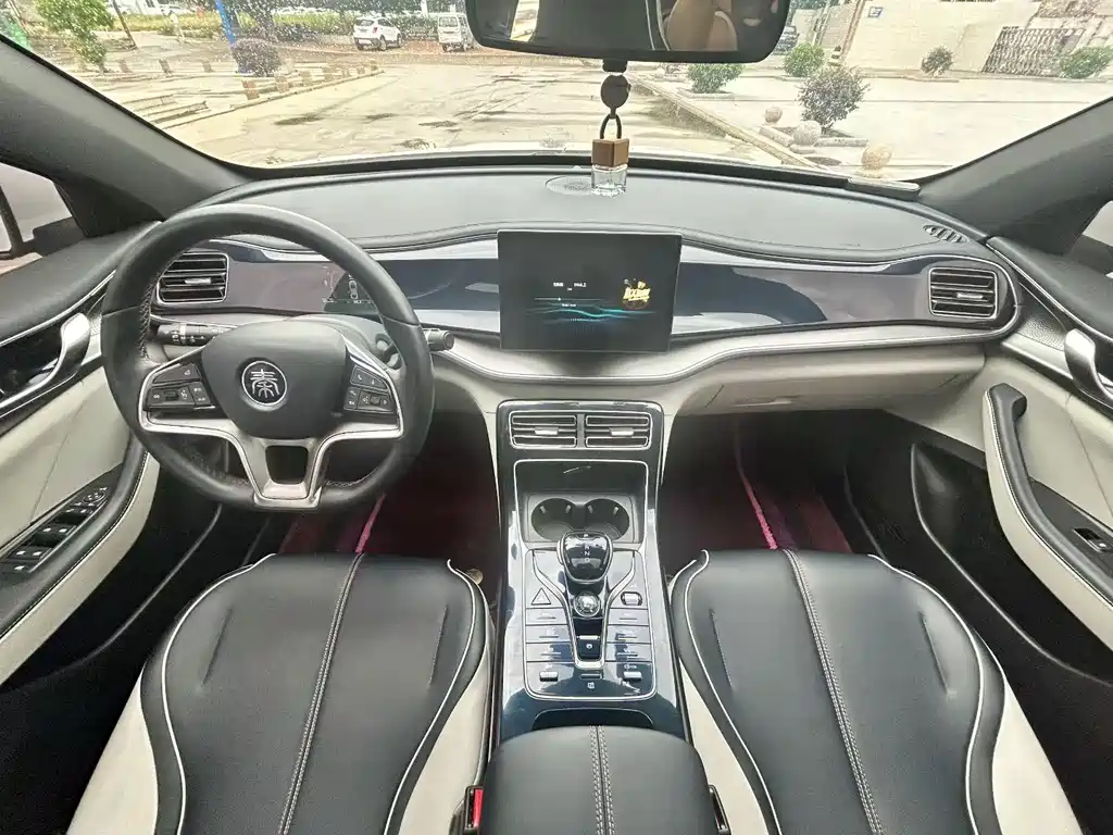 BYD Qin PLUS 2023 — фото 9