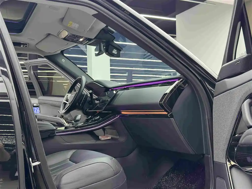 Land Rover Range Rover Sport 2023 — фото 10