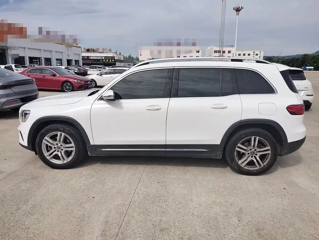 Mercedes-Benz GLB 2020