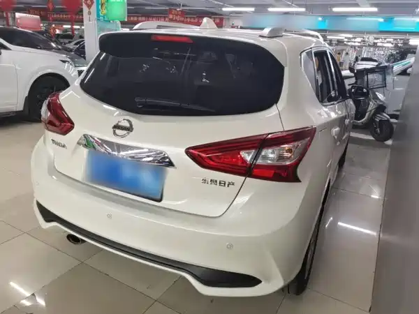 Nissan Tiida 2022