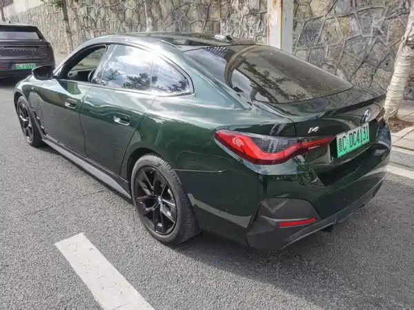 BMW i4 2023