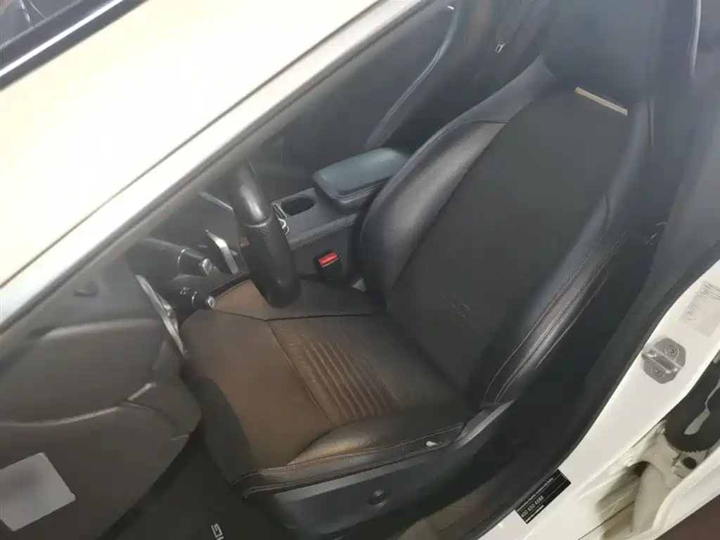 Mercedes-Benz CLA 2015 — фото 15