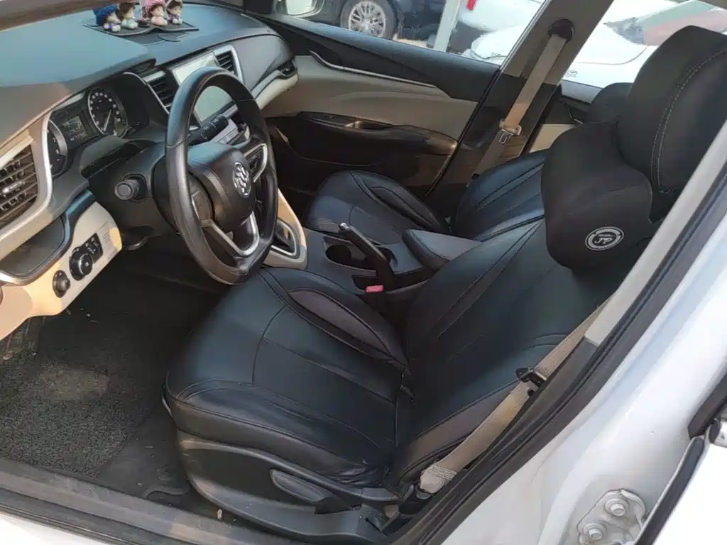 Buick Excelle 2019 — фото 15