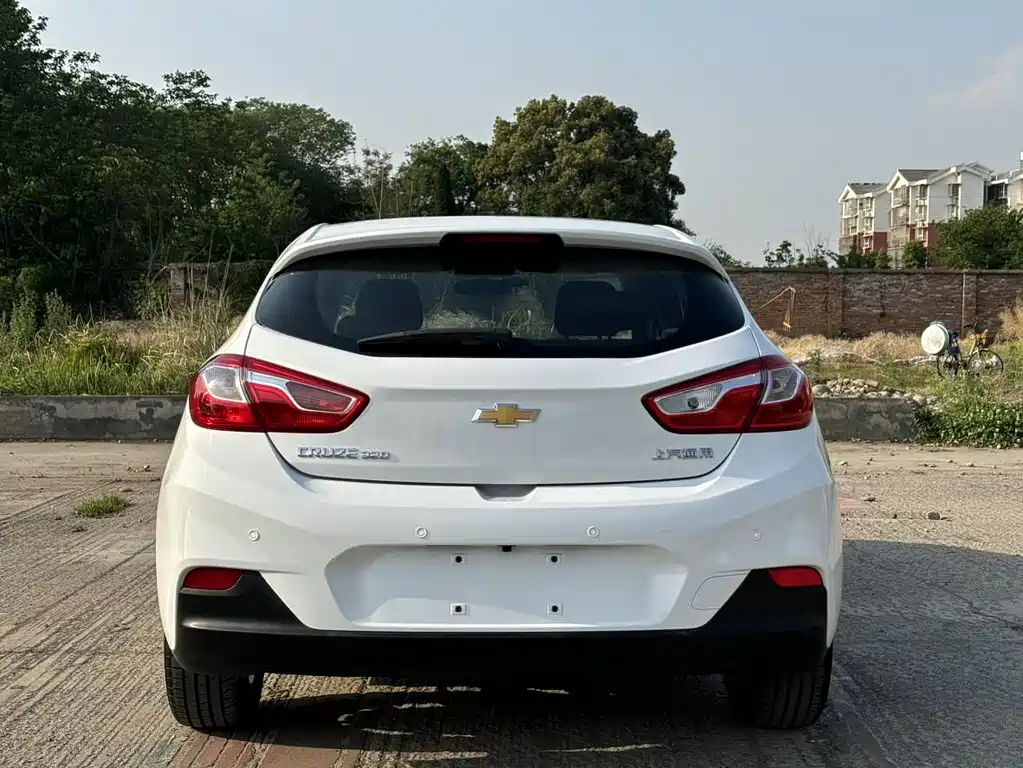 Chevrolet Cruze 2019 — фото 13