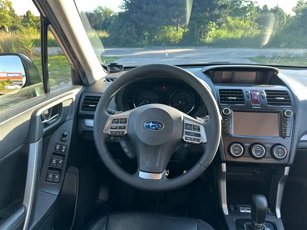 Subaru Forester 2014 — фото 21