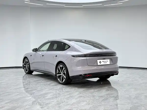 NIO ET5 2025