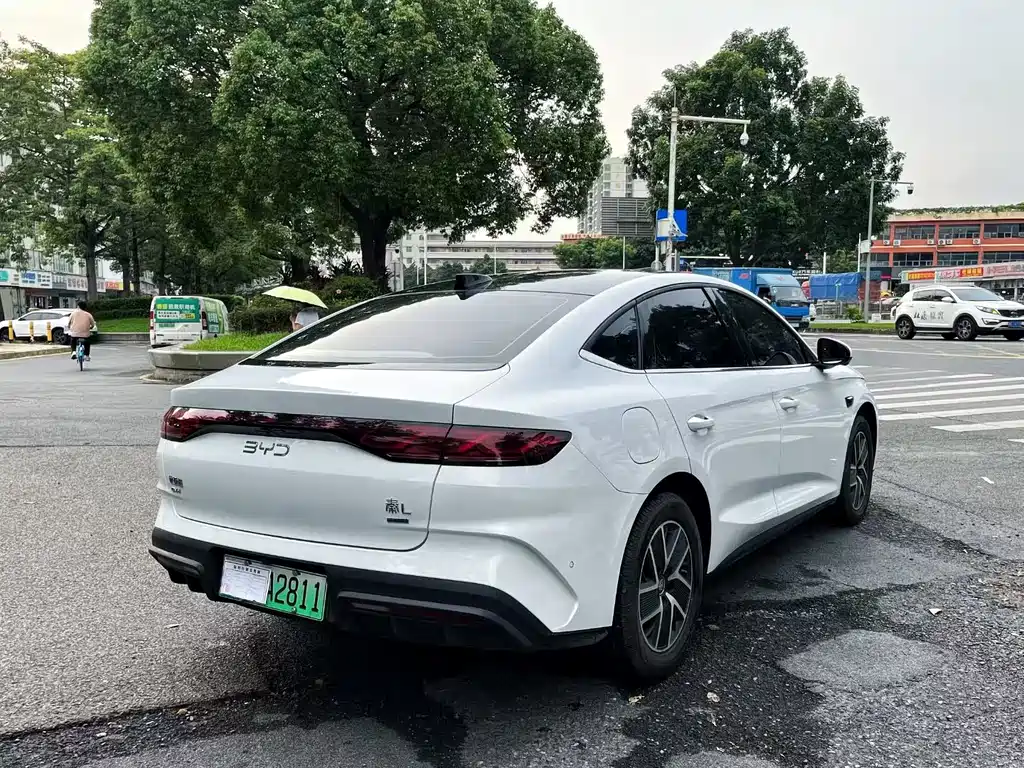 BYD Qin L 2026 — фото 7