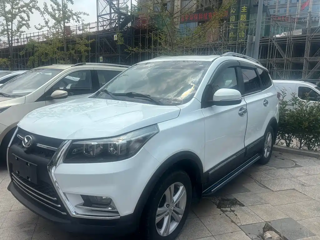 BAIC Huansu S3 2017