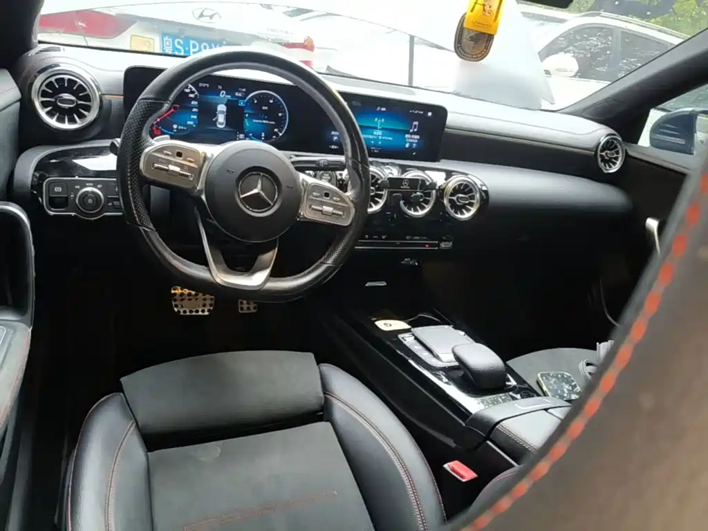 Mercedes-Benz CLA 2022 — фото 10