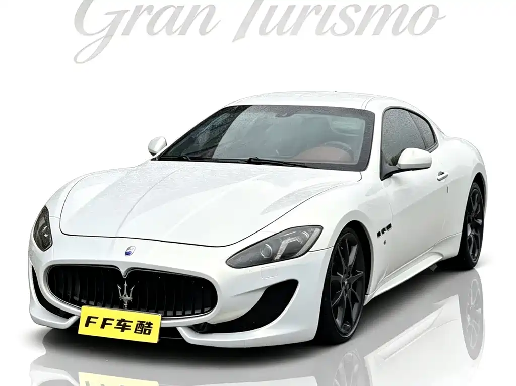 Maserati GranTurismo 2013 — фото 1