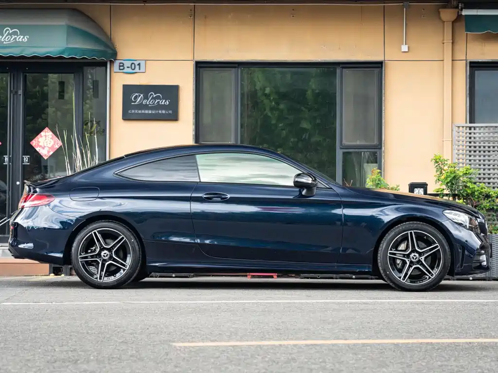Mercedes-Benz C-Class 2023 — фото 28