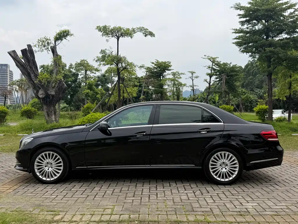 Mercedes-Benz E-Class 2014