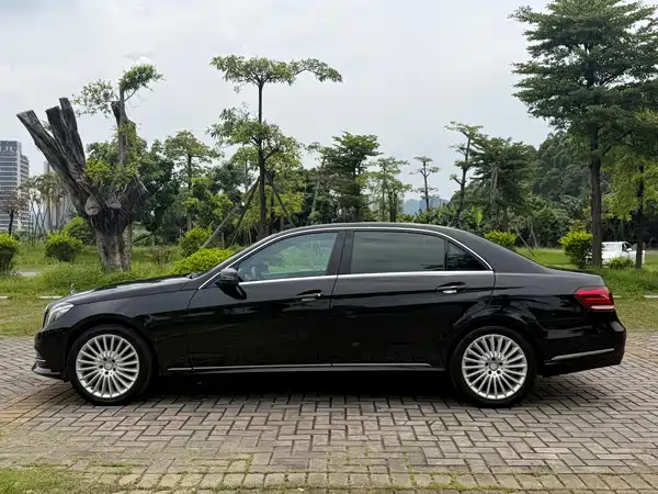 Mercedes-Benz E-Class 2014