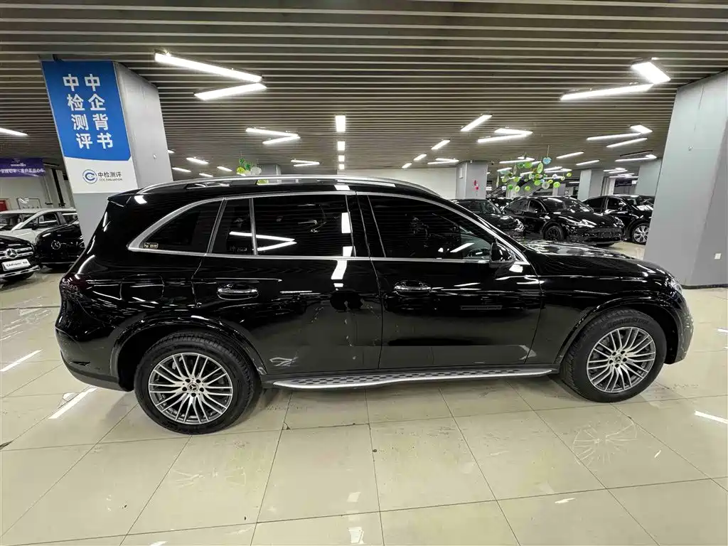 Mercedes-Benz GLC 2026