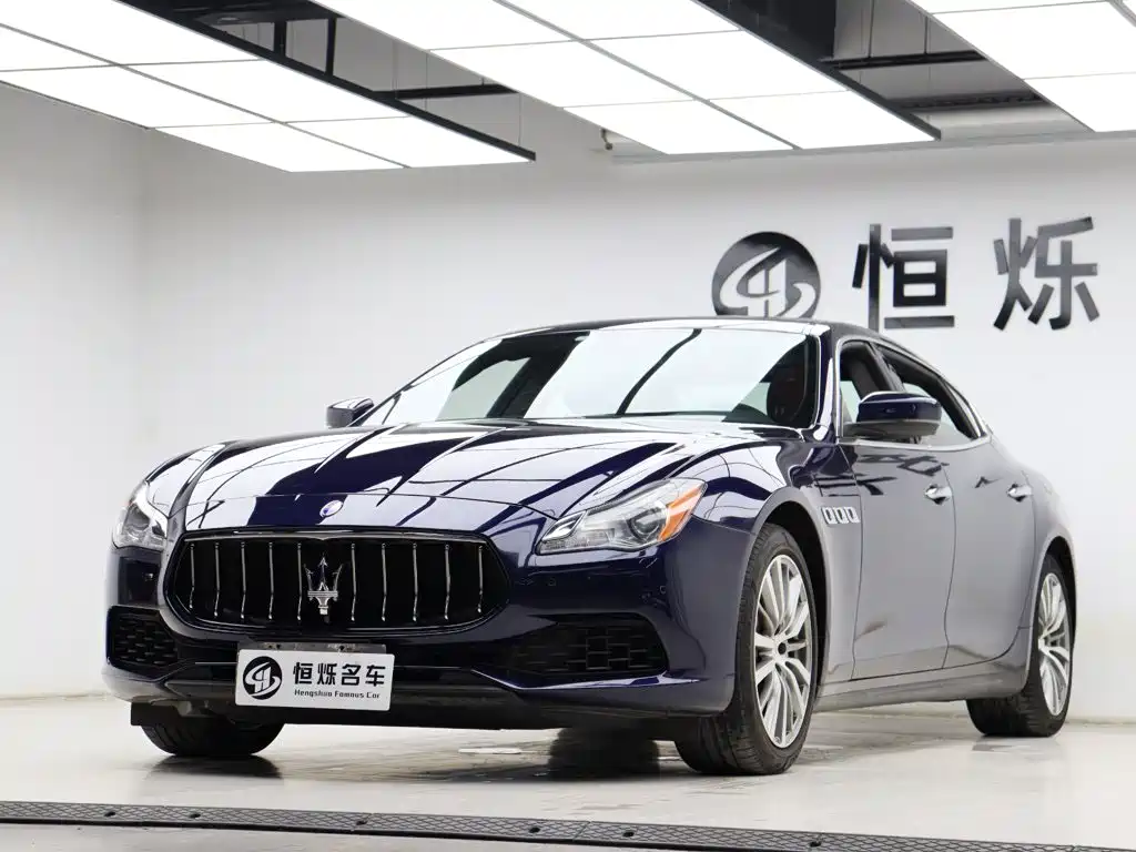 Maserati Quattroporte 2017 — фото 29