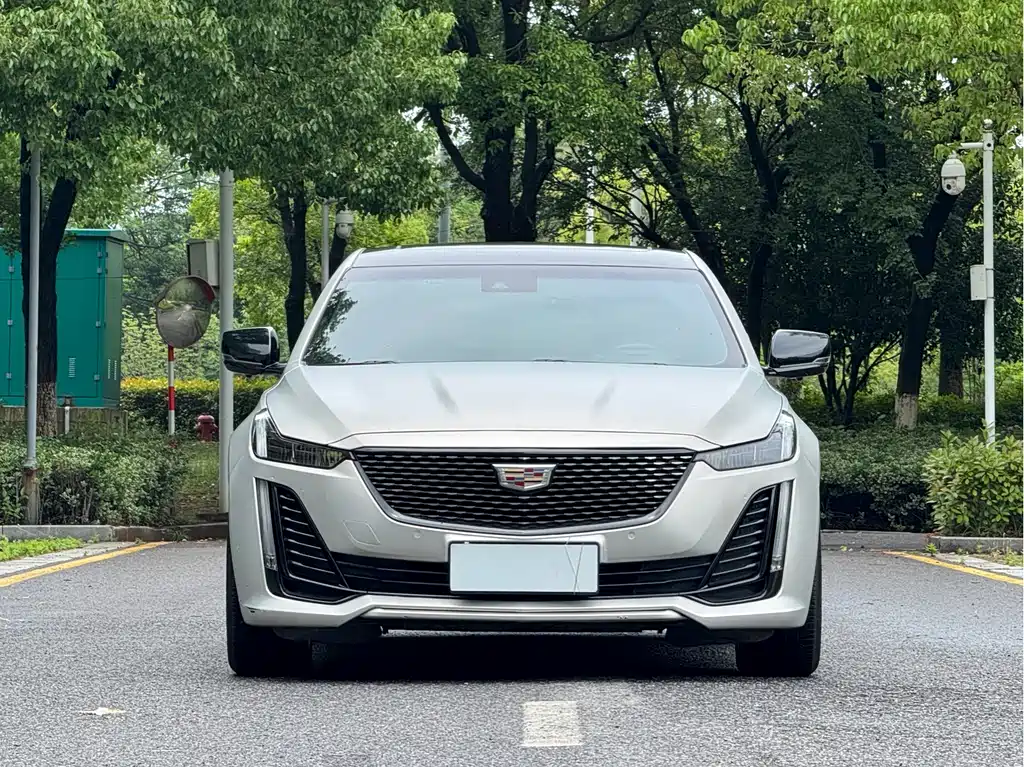 Cadillac CT5 2022 — фото 2