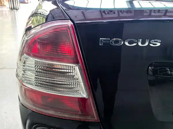 Ford Focus 2011