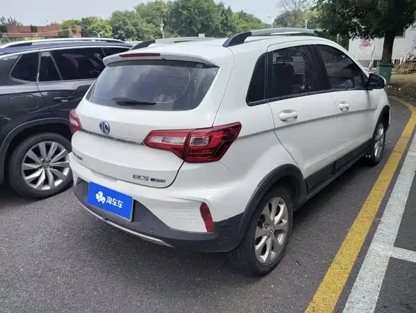 BAIC New Energy EC5 2021