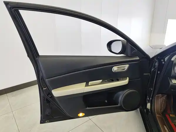 Mazda Ruiyi 2013