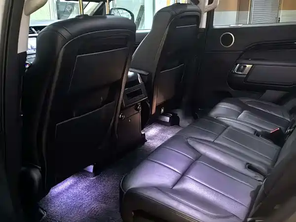 Land Rover Discovery 2019