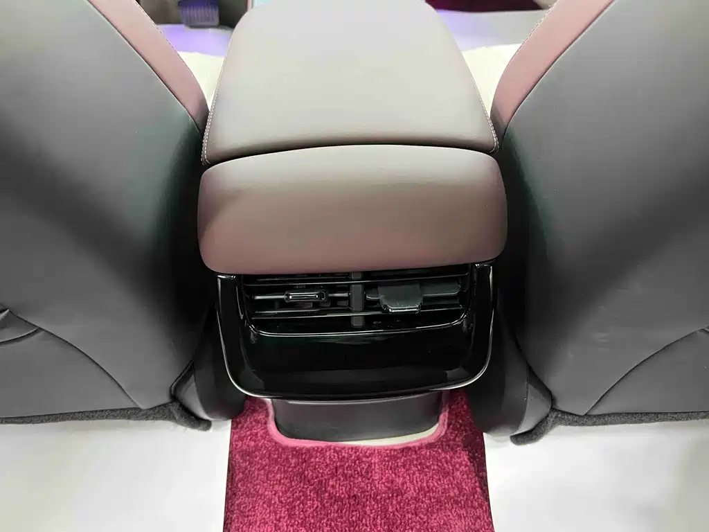 BYD Seal 2024 — фото 18