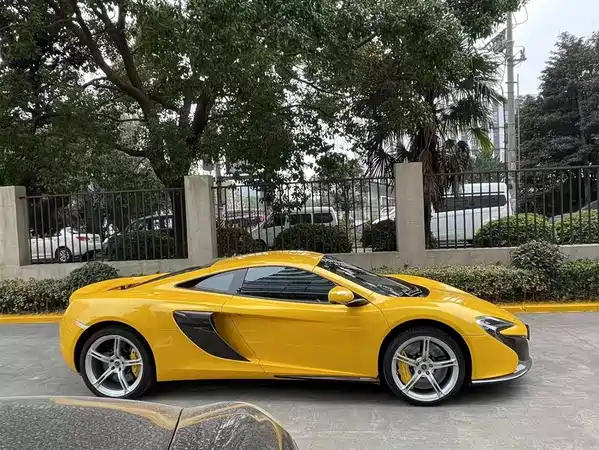 McLaren 650S 2014