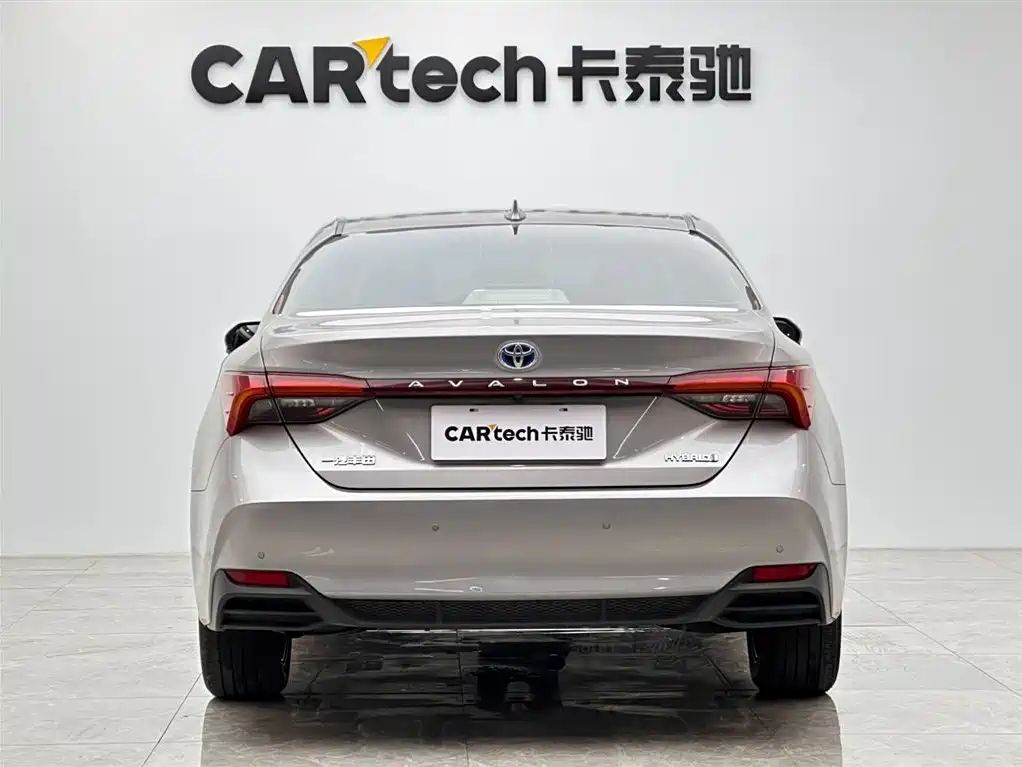 Toyota Avalon 2022