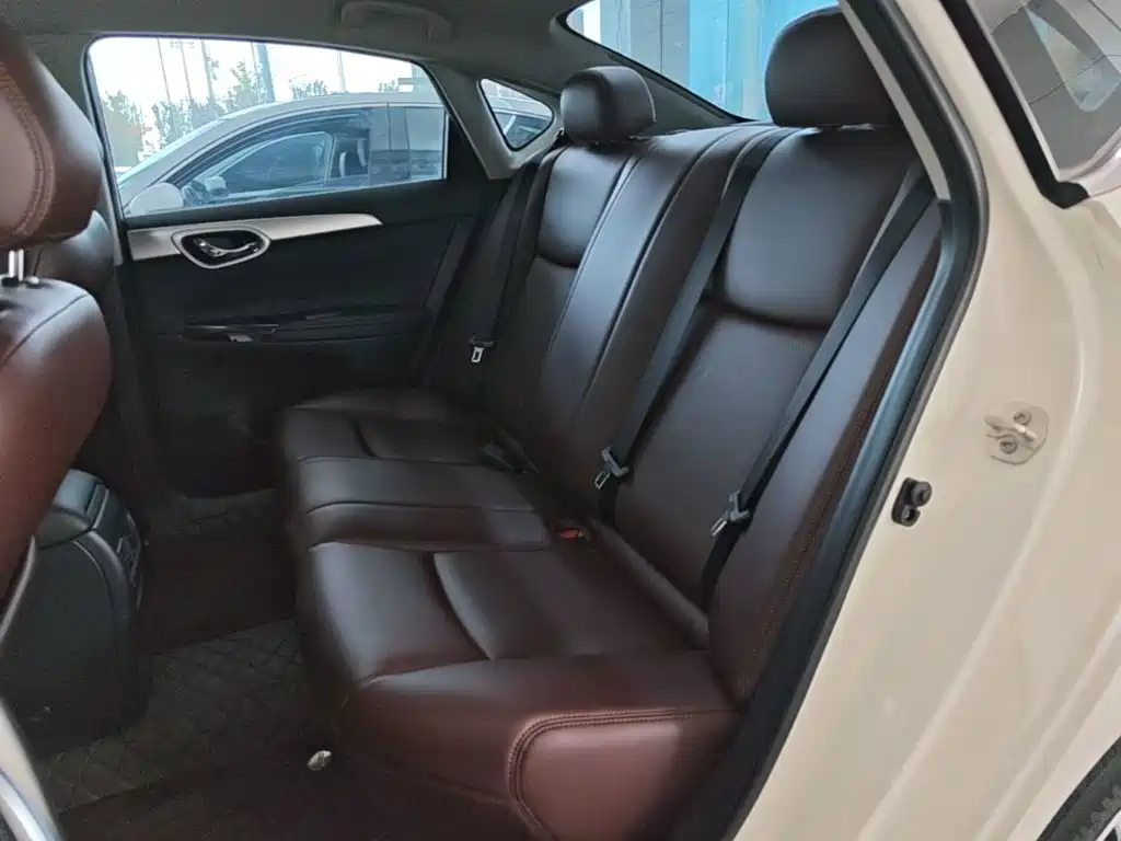 Nissan Sylphy 2022 — фото 17
