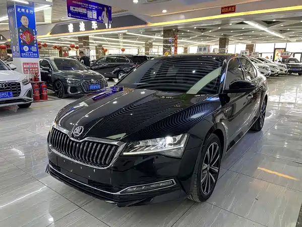 Skoda Superb 2023