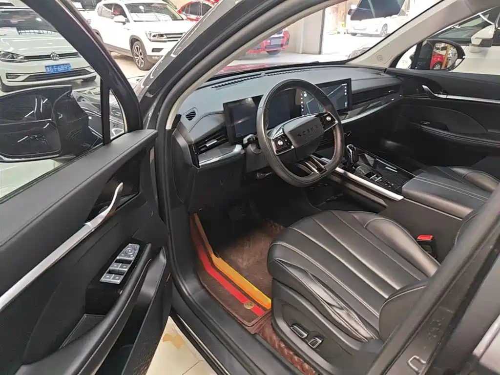 Roewe RX5 MAX 2022 — фото 16