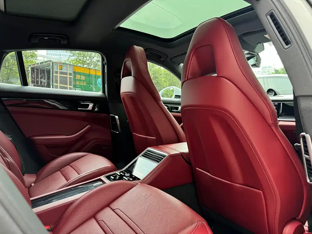 Porsche Panamera 2021 — фото 16