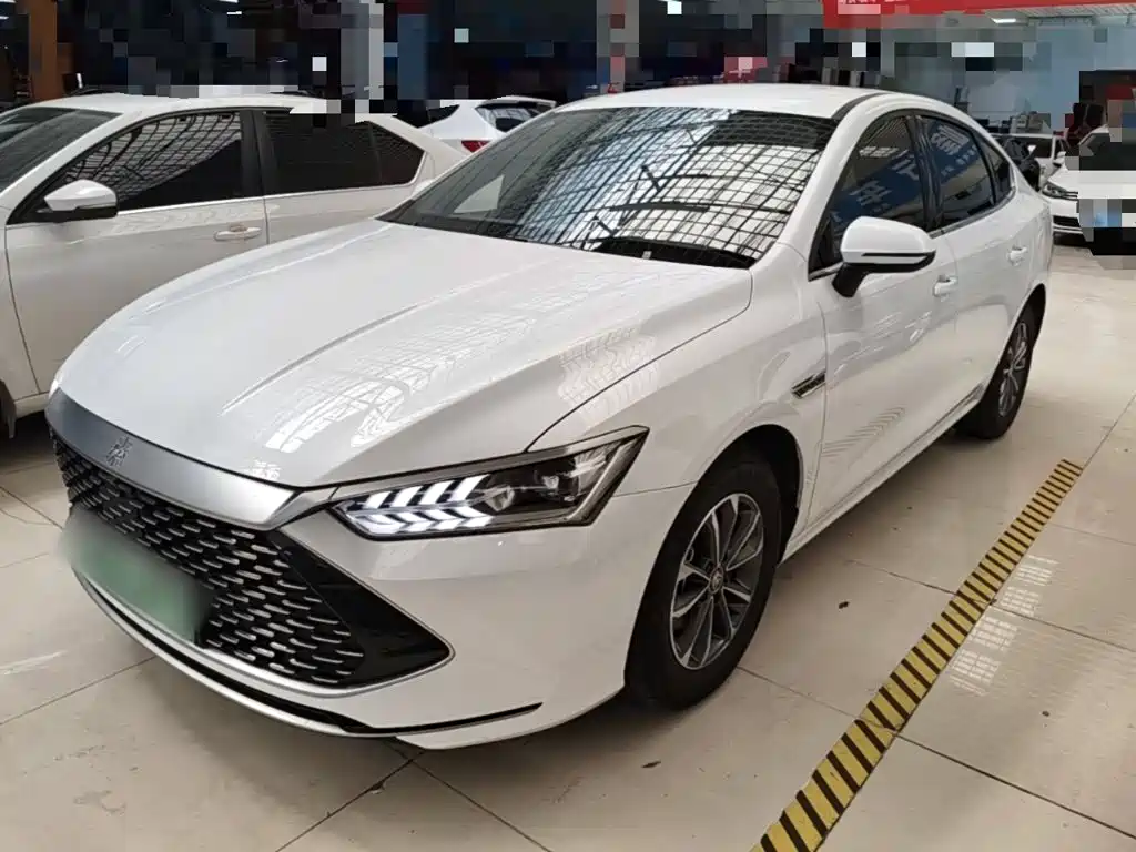 BYD Qin PLUS 2025 — фото 2