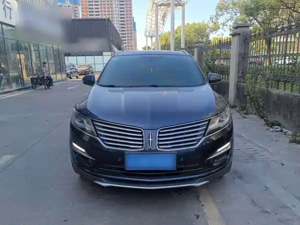 Lincoln MKC 2017