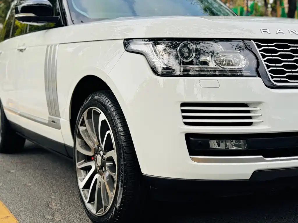 Land Rover Range Rover 2017 — фото 18