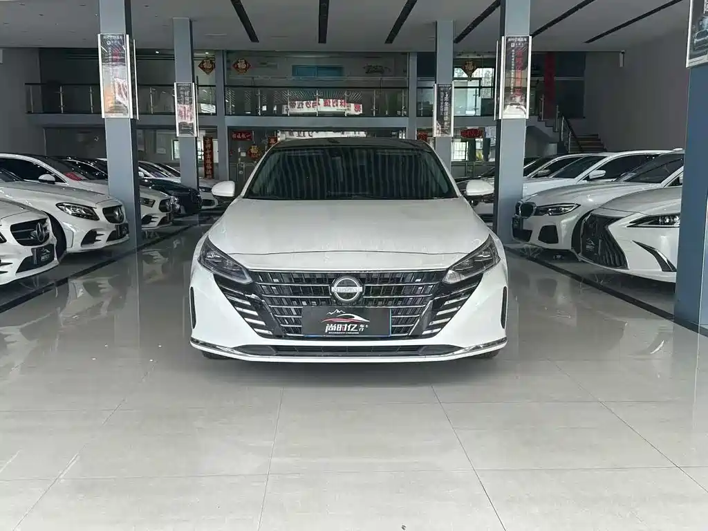Nissan Teana 2024