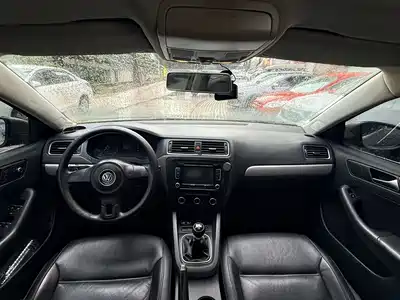 Volkswagen Sagitar 2013